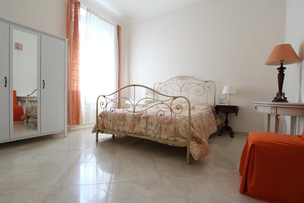 Lula Bed & Breakfast *